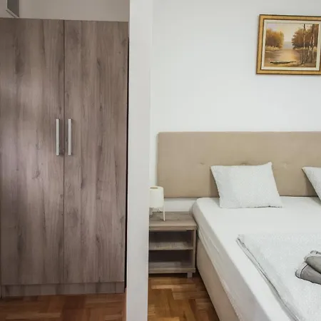 Apartman Tea Белград Экстерьер фото